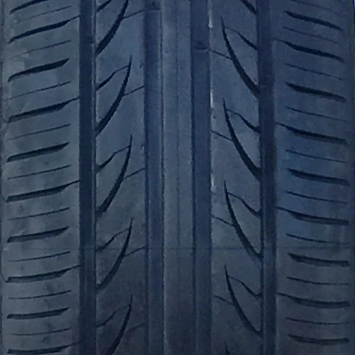 Set of 4 235/45ZR18 All Season Ultra High Performance Tires Y43662