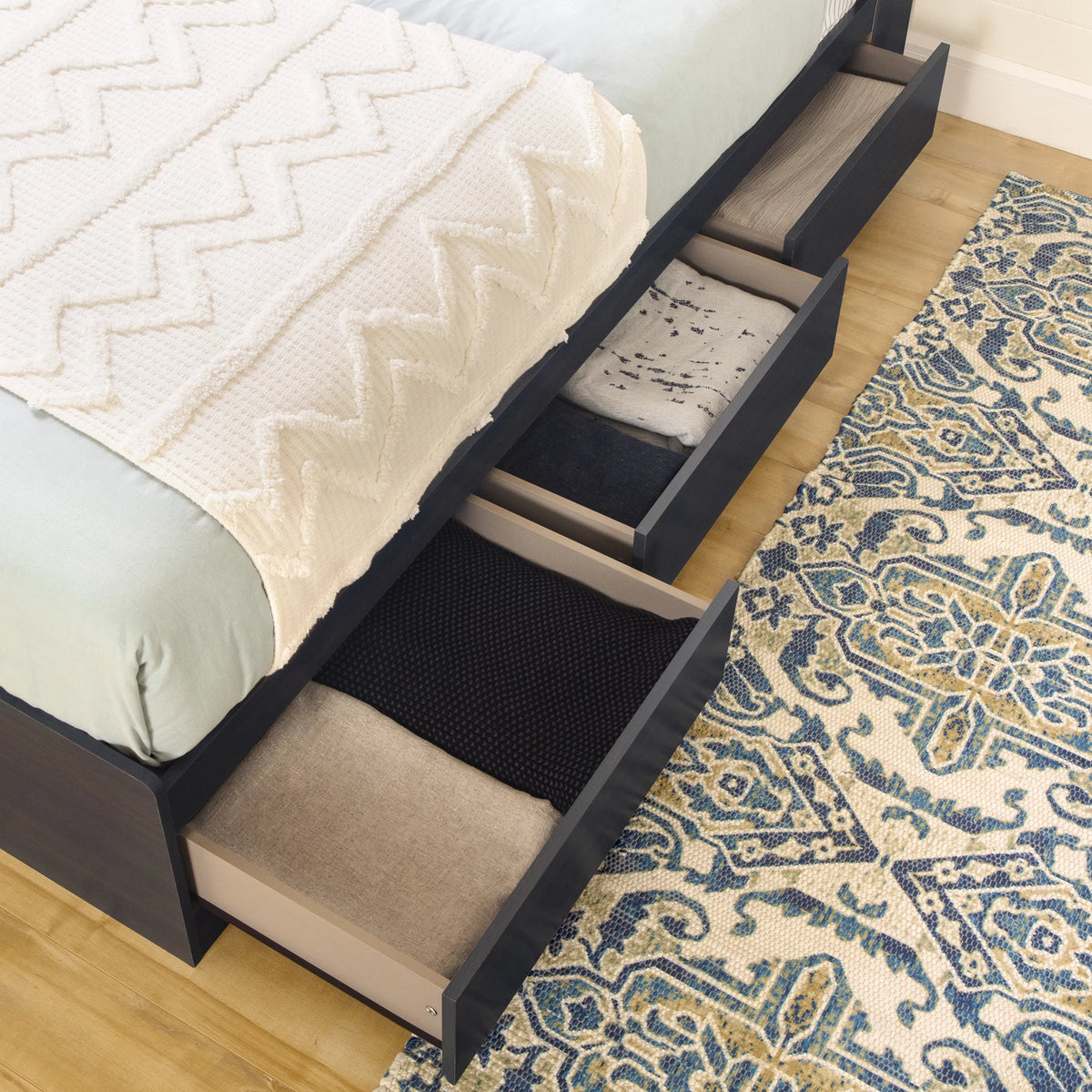 Twin Coastal Bed and Headboard Set X36398