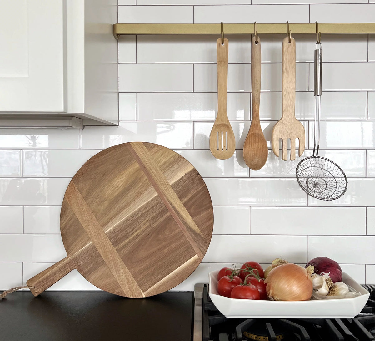Large Round Acacia Wood Bread Board 16" Diameter Q147