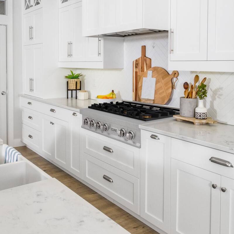 6 Burner Gas Cooktop with Griddle R552