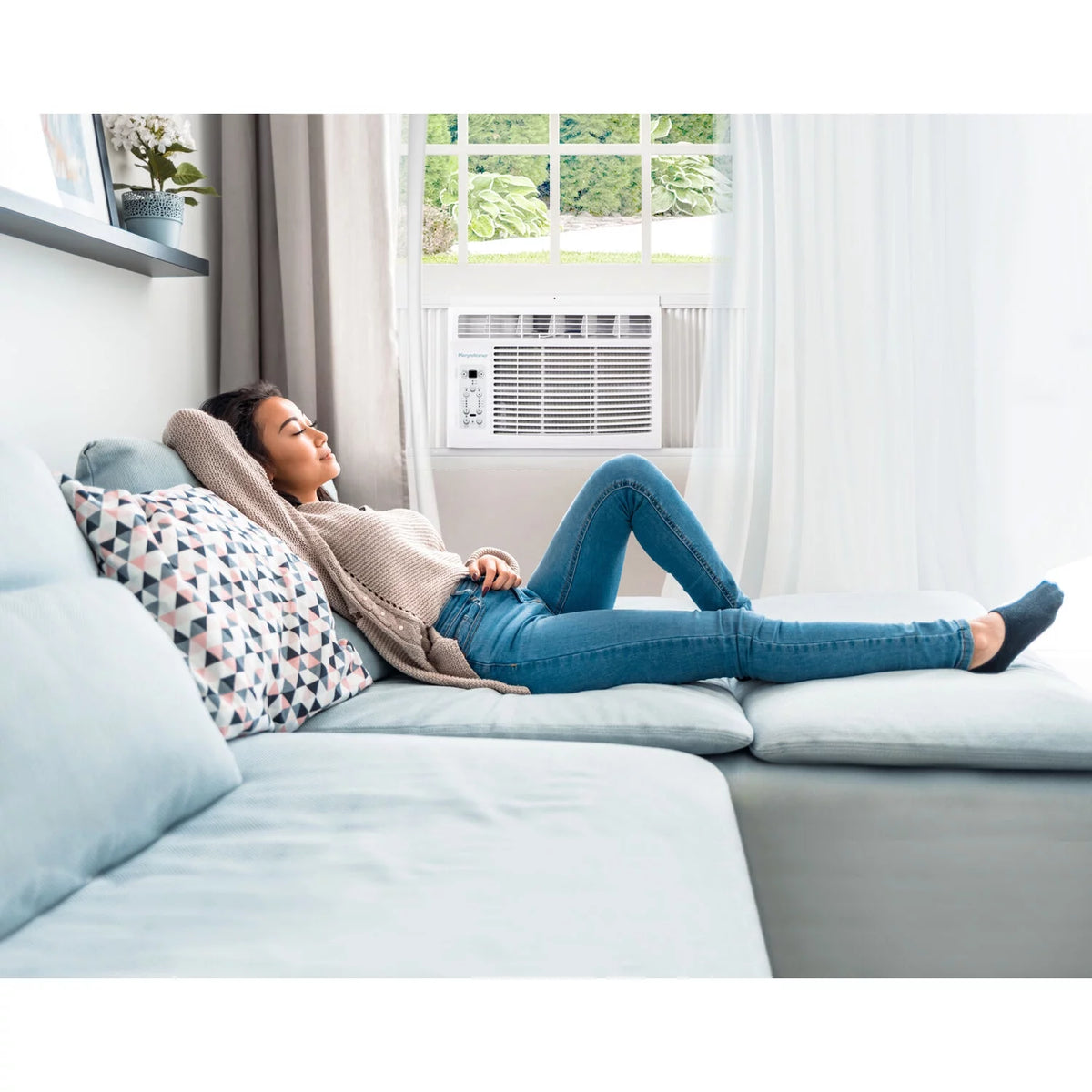 14,500 BTU Window Air Conditioner with Remote Control D4143