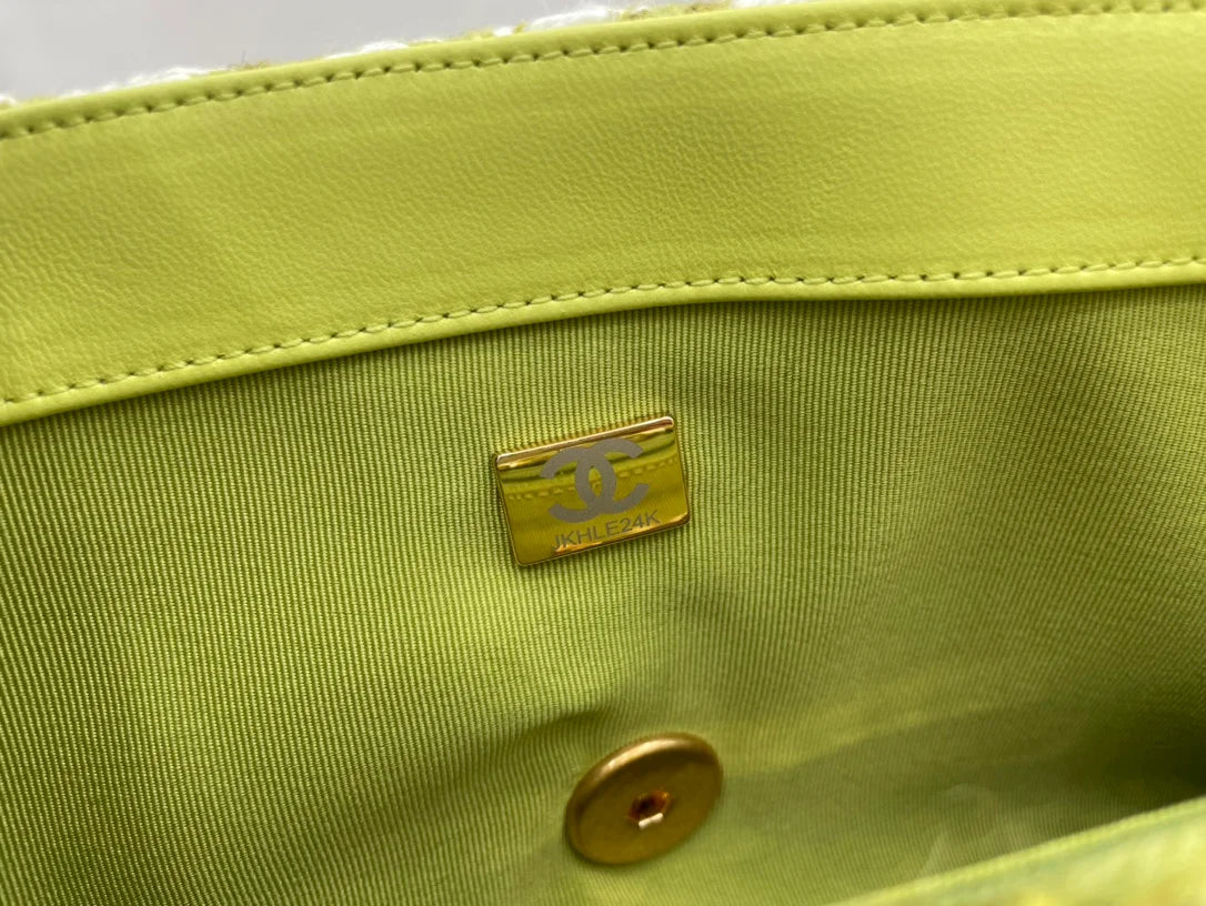 Green Handbag W25744