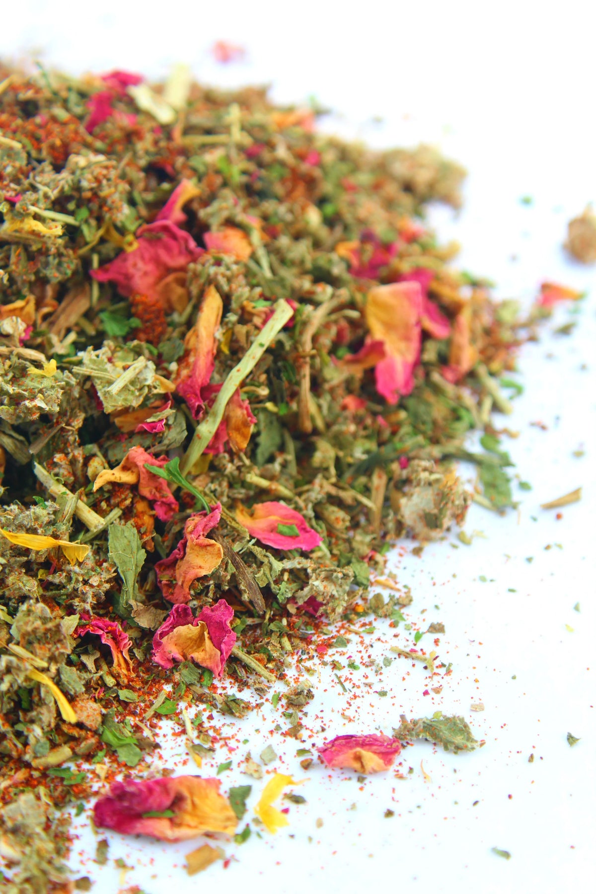 Nesting Herbs for Pet Chickens U142452