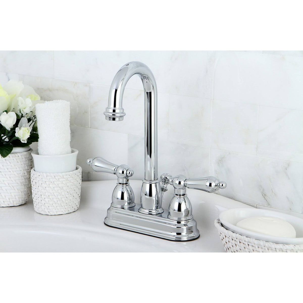 Two Handle Centerset Lavatory Faucet with Pop-Up Polished Brass D39802
