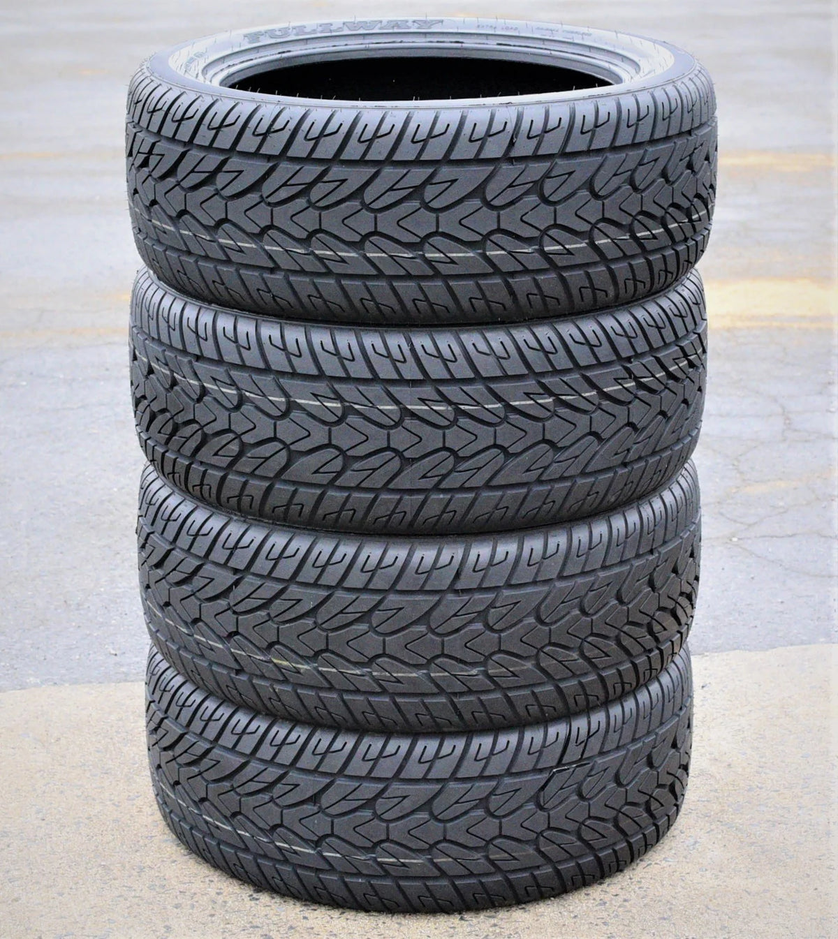 285/45R22 114V XL A/S Performance Tire U246576