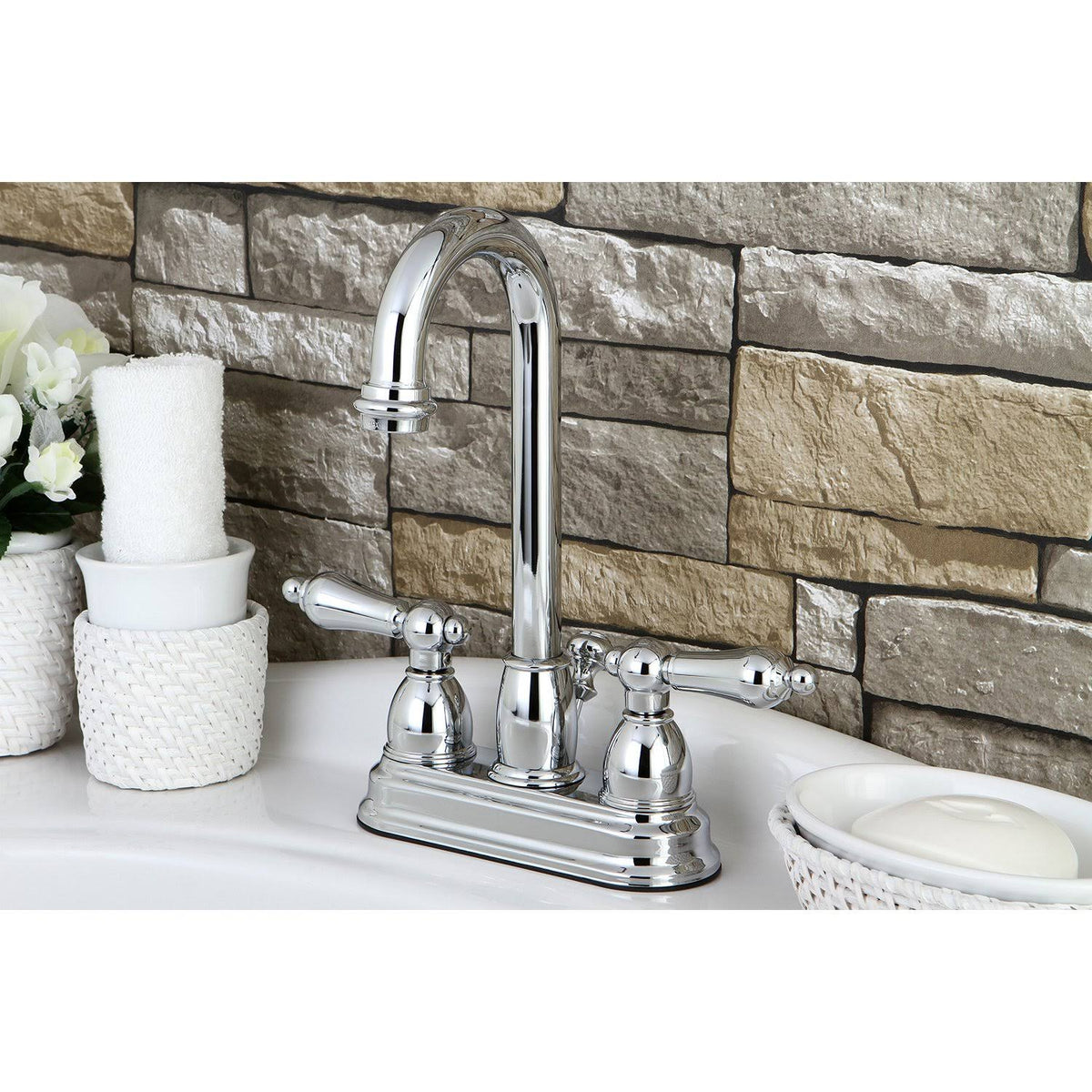 Two Handle Centerset Lavatory Faucet with Pop-Up Polished Brass D39802