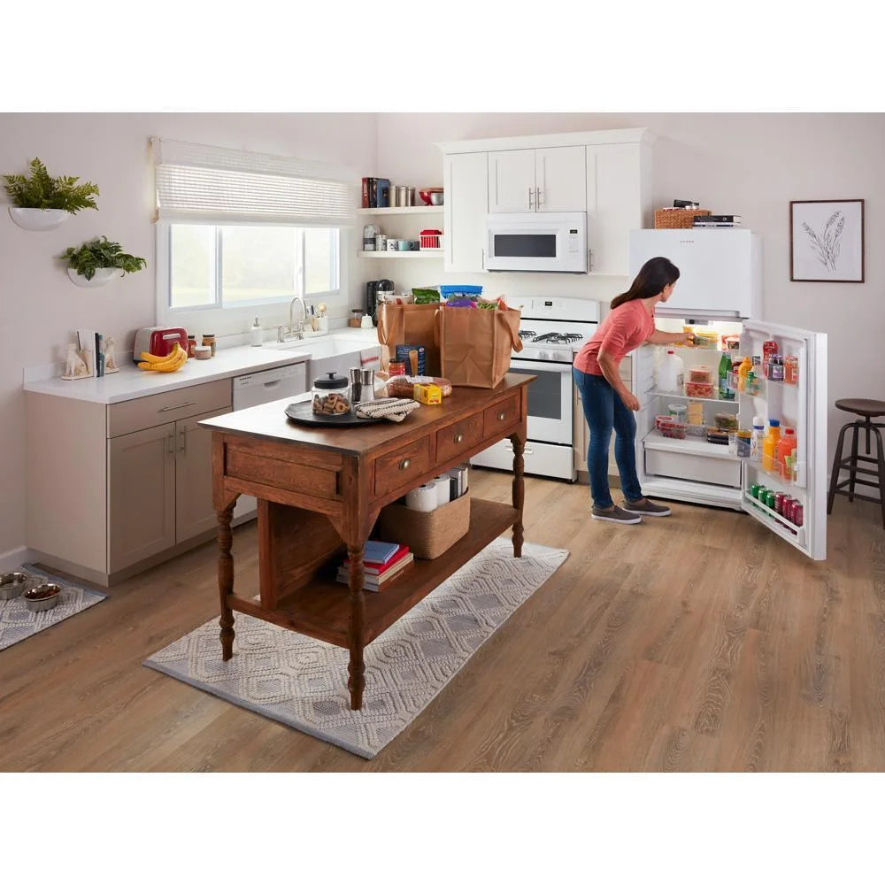 White Freestanding 30 Electric Range F495