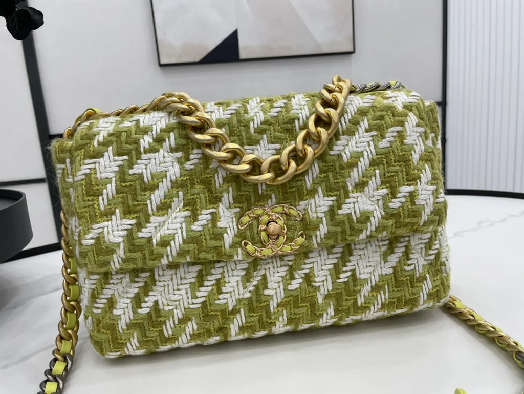 Green Handbag W25744