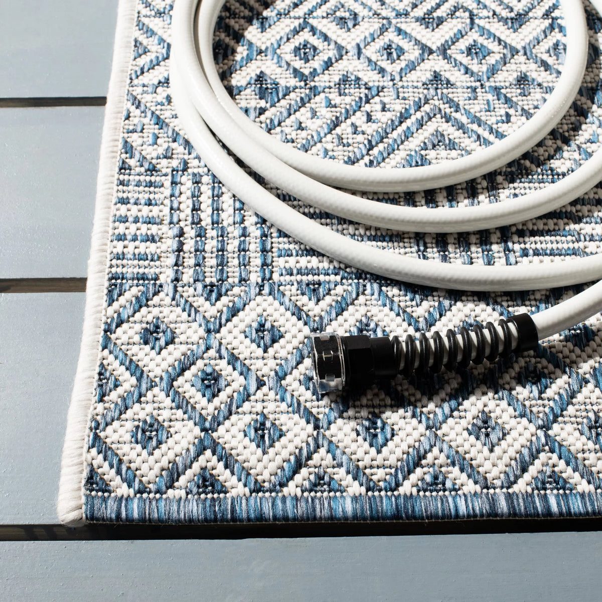 Blue Navy Geometric Area Rug C46469